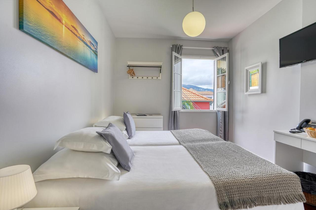 Vila Camacho Guest House 丰沙尔 外观 照片